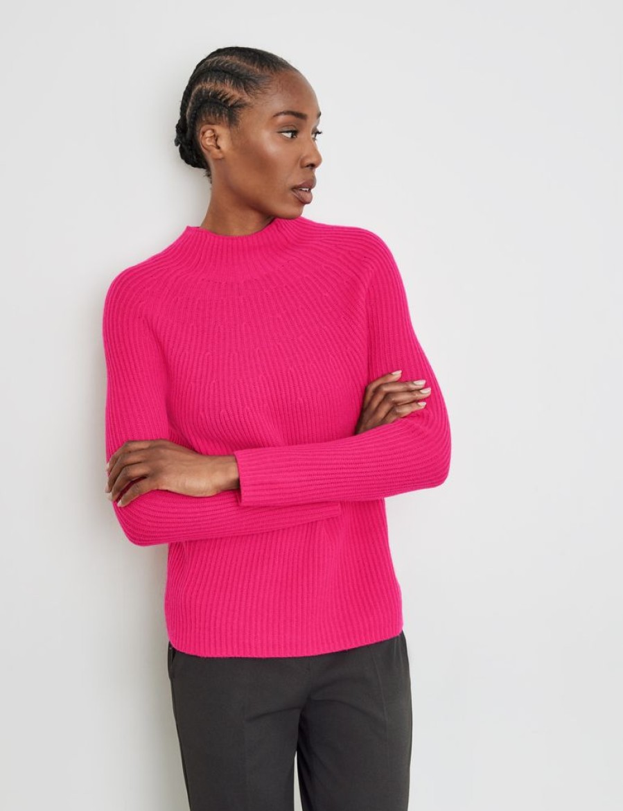 Knitwear GERRY WEBER | Ribgebreide Trui Met Turtleneck En Kasjmier